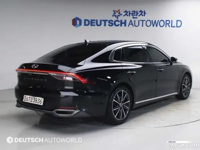Main__Slider__Photo:Grandeur Hyundai 2020.5-1