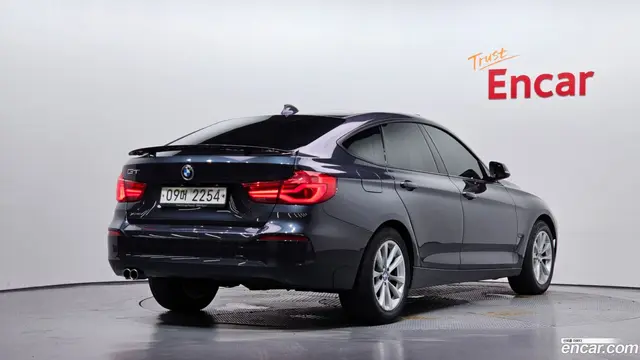 Main__Slider__Photo:Gran Turismo BMW 2018.1-1