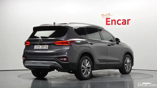 Main__Slider__Photo:Santafe Hyundai 2018.5-1