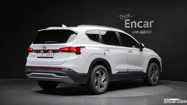 Main__Slider__Photo:Santafe Hyundai 2021.6-1