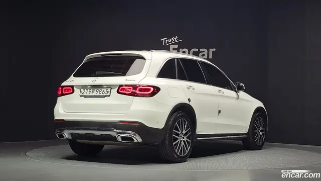 Main__Slider__Photo:GLC-Class Mercedes-Benz 2020.2-1