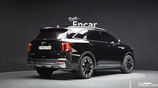 Main__Slider__Photo:Sorento Kia 2023.10-1