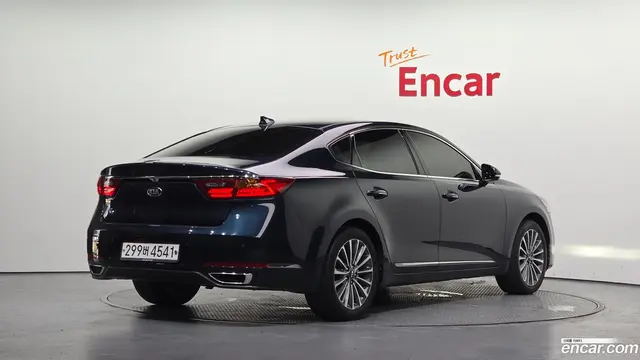 Main__Slider__Photo:K7 Kia 2016.5-1