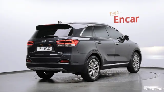 Main__Slider__Photo:Sorento Kia 2016.8-1