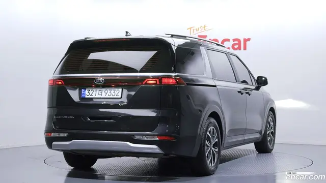 Main__Slider__Photo:Canival Kia 2020.9-1
