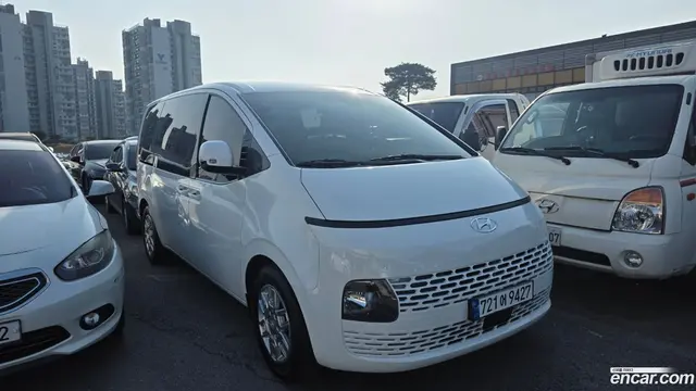 Main__Slider__Photo:Staria Hyundai 2023.3-1