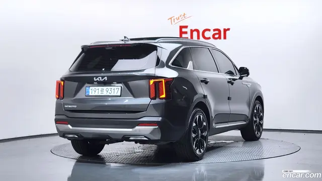 Main__Slider__Photo:Sorento Kia 2024.9-1