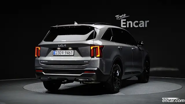 Main__Slider__Photo:Sorento Kia 2025.4-1