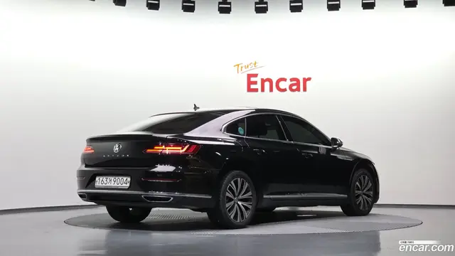 Main__Slider__Photo:Arteon Volkswagen 2019.11-1