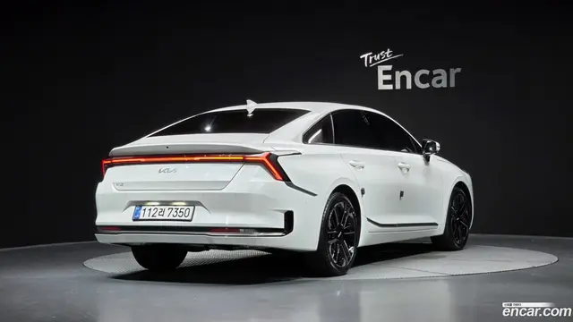 Main__Slider__Photo:K8 Kia 2025.8-1