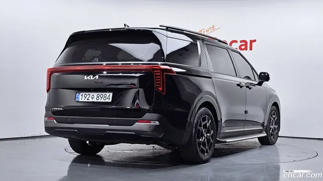 Main__Slider__Photo:Canival Kia 2024.4-1