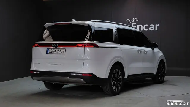 Main__Slider__Photo:Canival Kia 2022.3-1