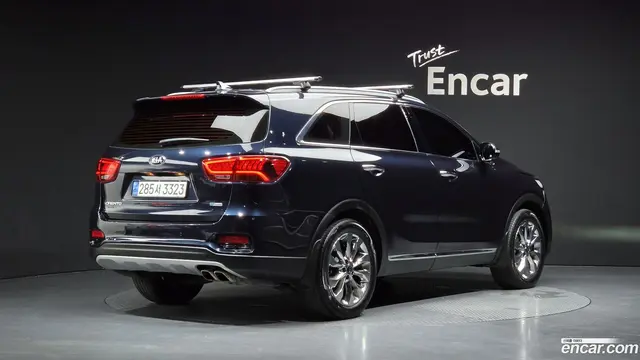Main__Slider__Photo:Sorento Kia 2018.7-1
