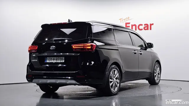 Main__Slider__Photo:Canival Kia 2019.2-1