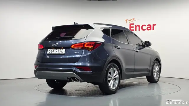 Main__Slider__Photo:Santafe Hyundai 2017.6-1