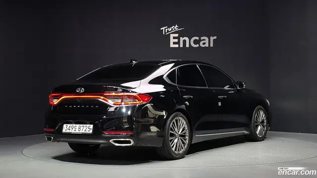 Main__Slider__Photo:Grandeur Hyundai 2018.7-1