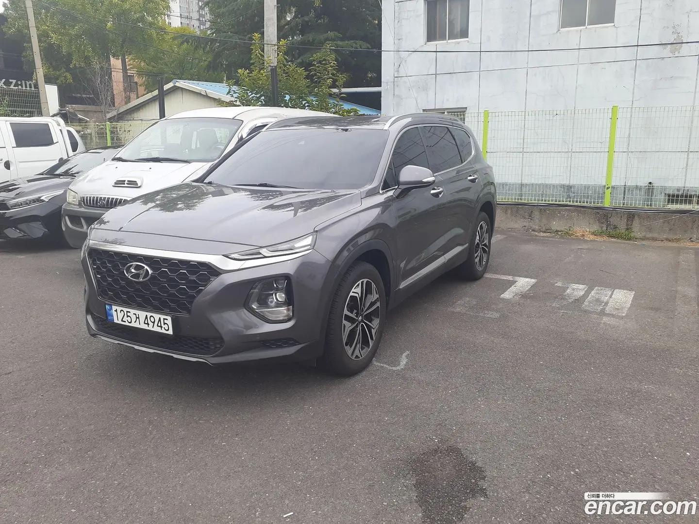Main__Slider__Photo:Santafe Hyundai 2018.4-1