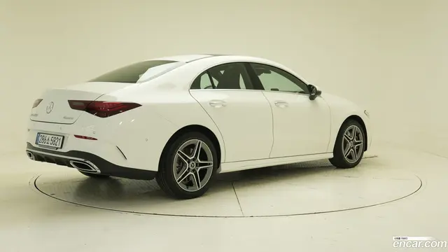 Main__Slider__Photo:CLA-Class Mercedes-Benz 2026.1-1