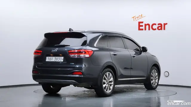 Main__Slider__Photo:Sorento Kia 2014.9-1