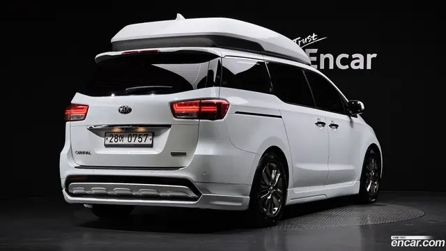 Main__Slider__Photo:Canival Kia 2016.0-1