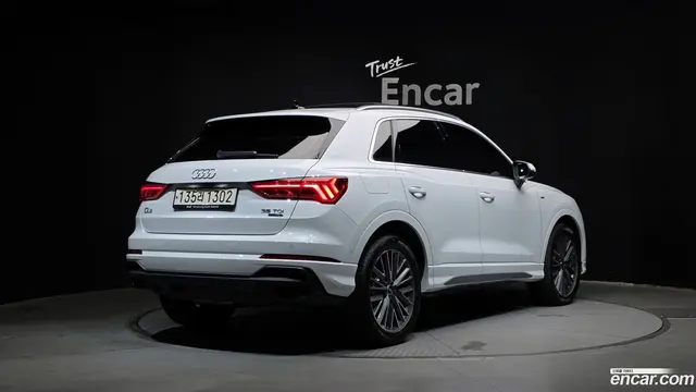 Main__Slider__Photo:Q3 Audi 2022.9-1