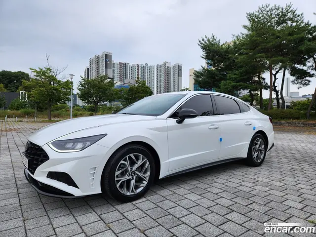 Main__Slider__Photo:Sonata Hyundai 2022.4-1