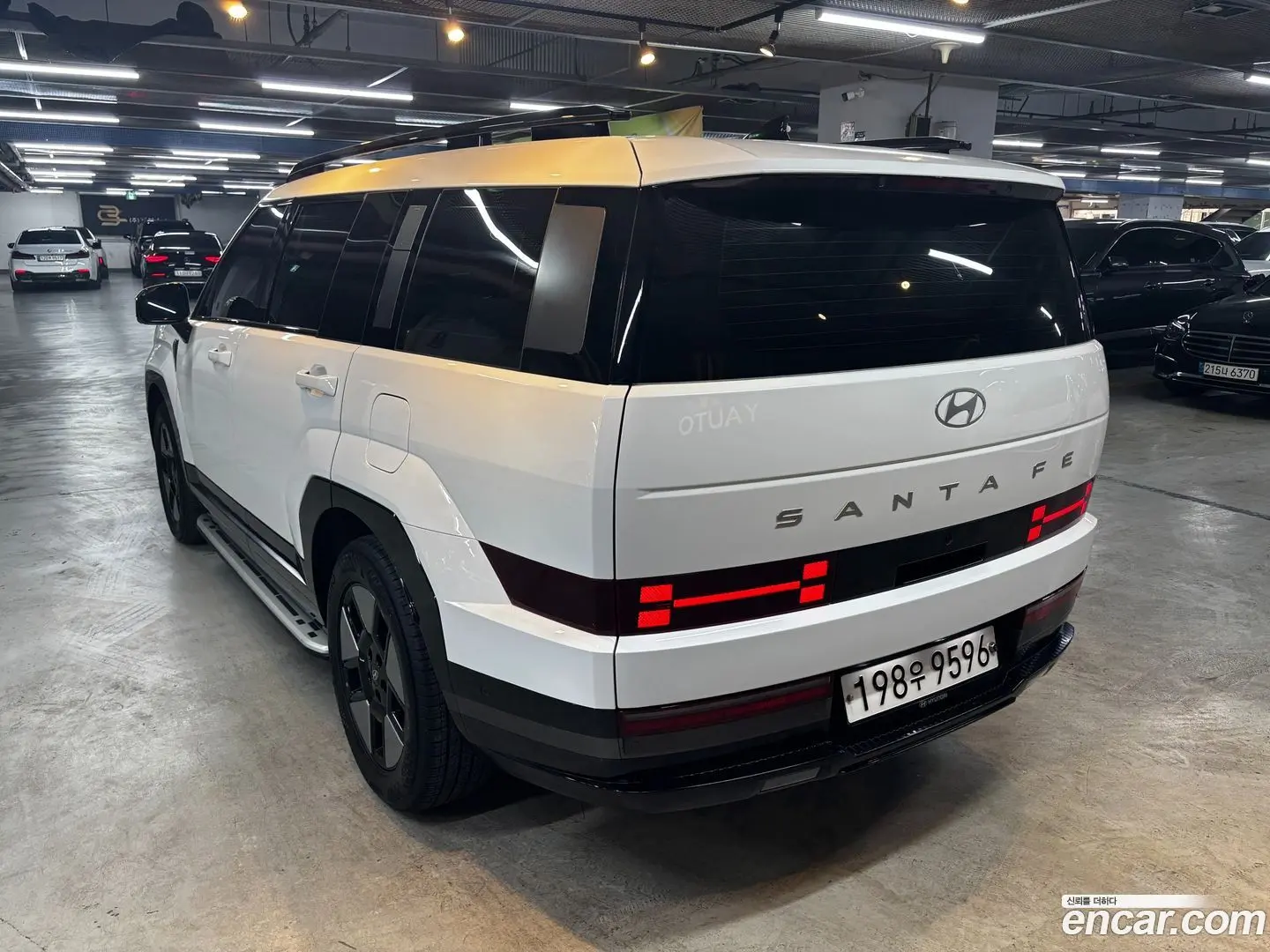 Main__Slider__Photo:Santafe Hyundai 2024.3-1