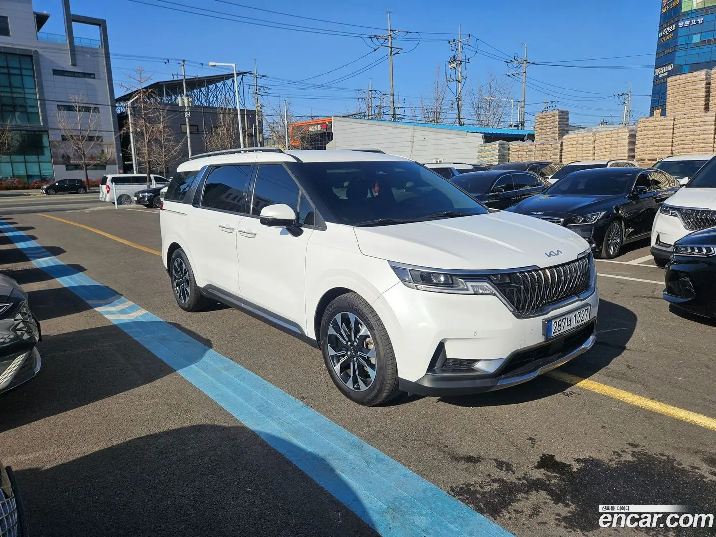 Main__Slider__Photo:Canival Kia 2021.9-1
