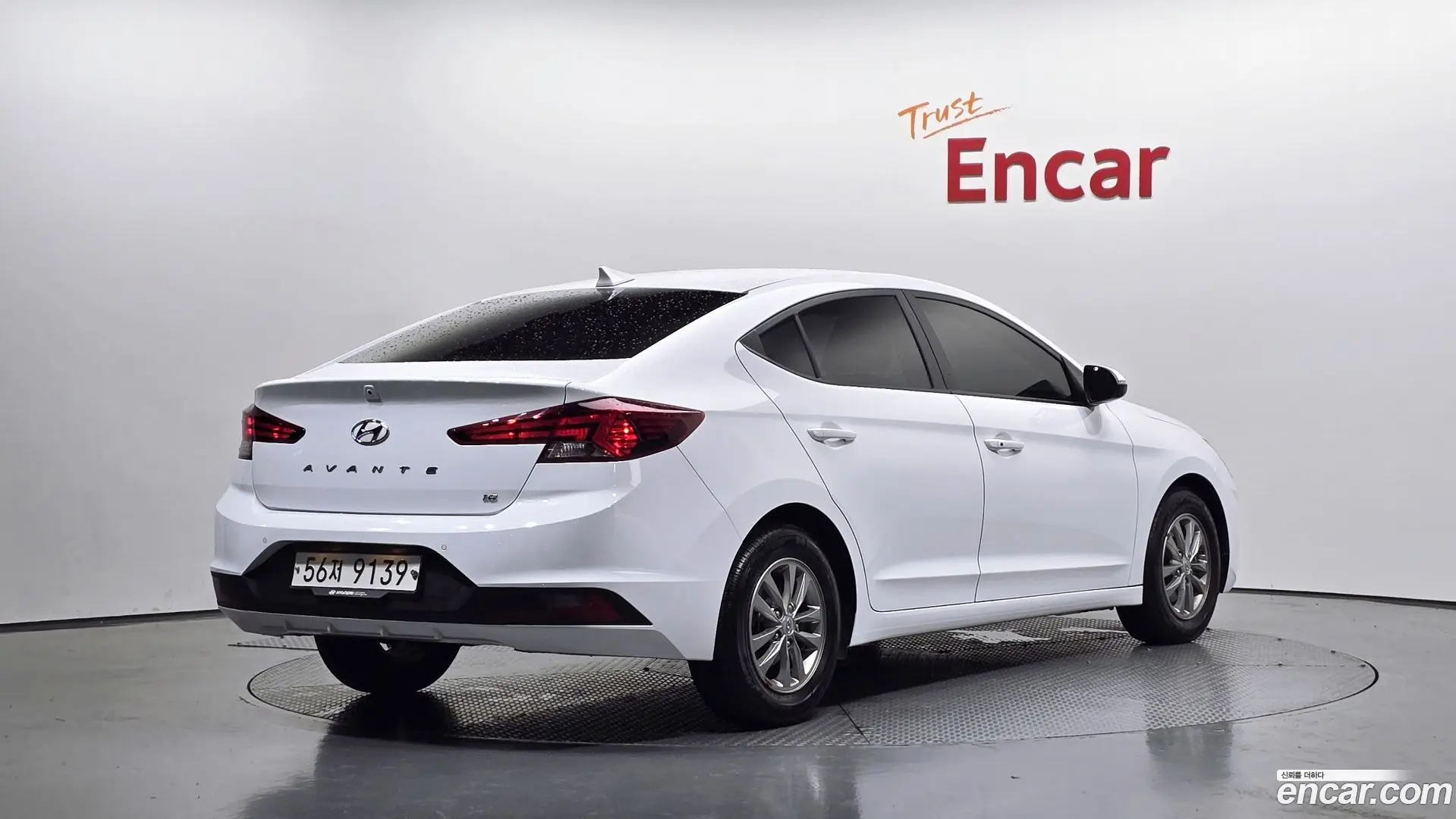 Main__Slider__Photo:AVANTE Hyundai 2019.5-1
