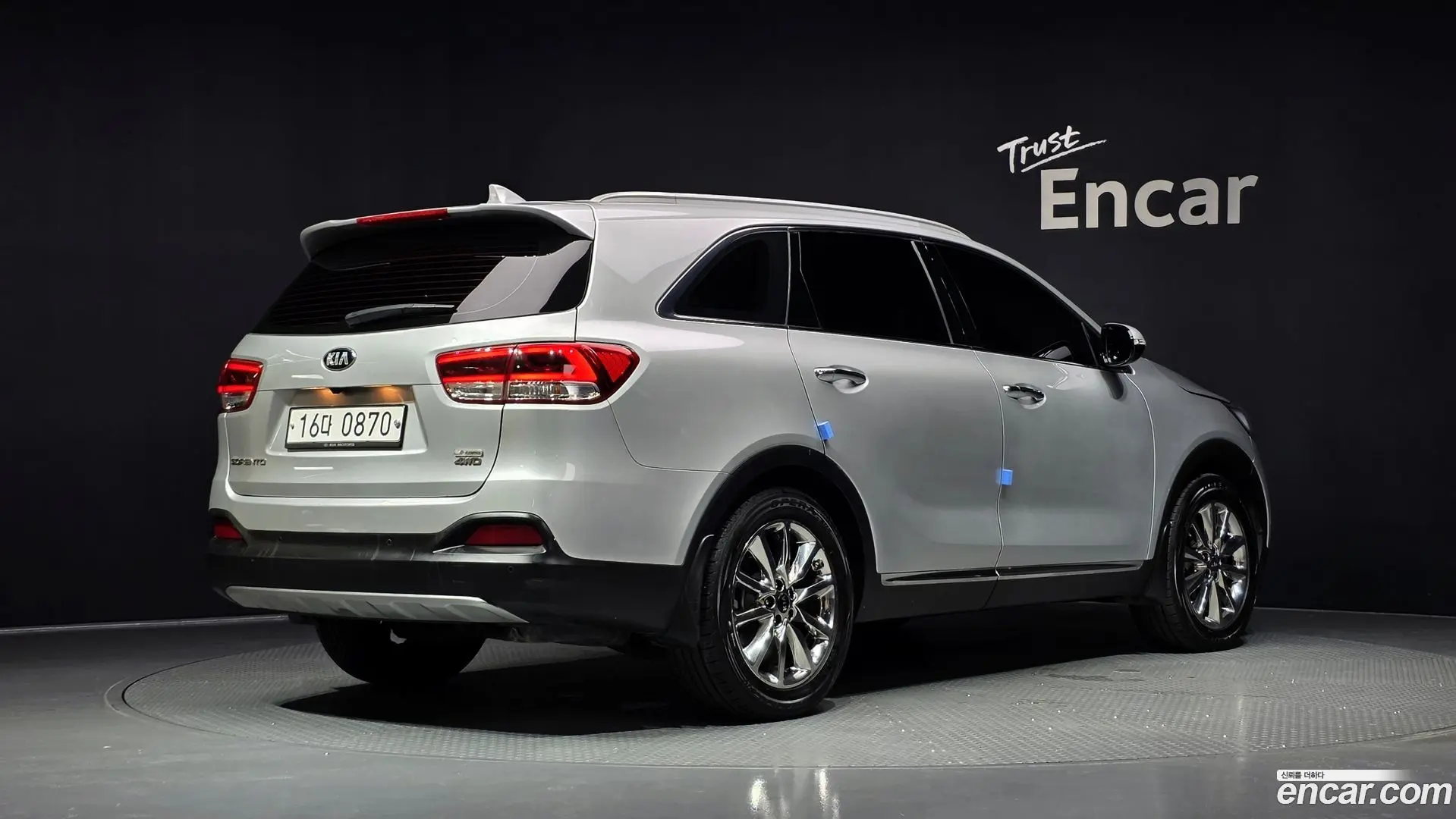 Main__Slider__Photo:Sorento Kia 2016.5-1