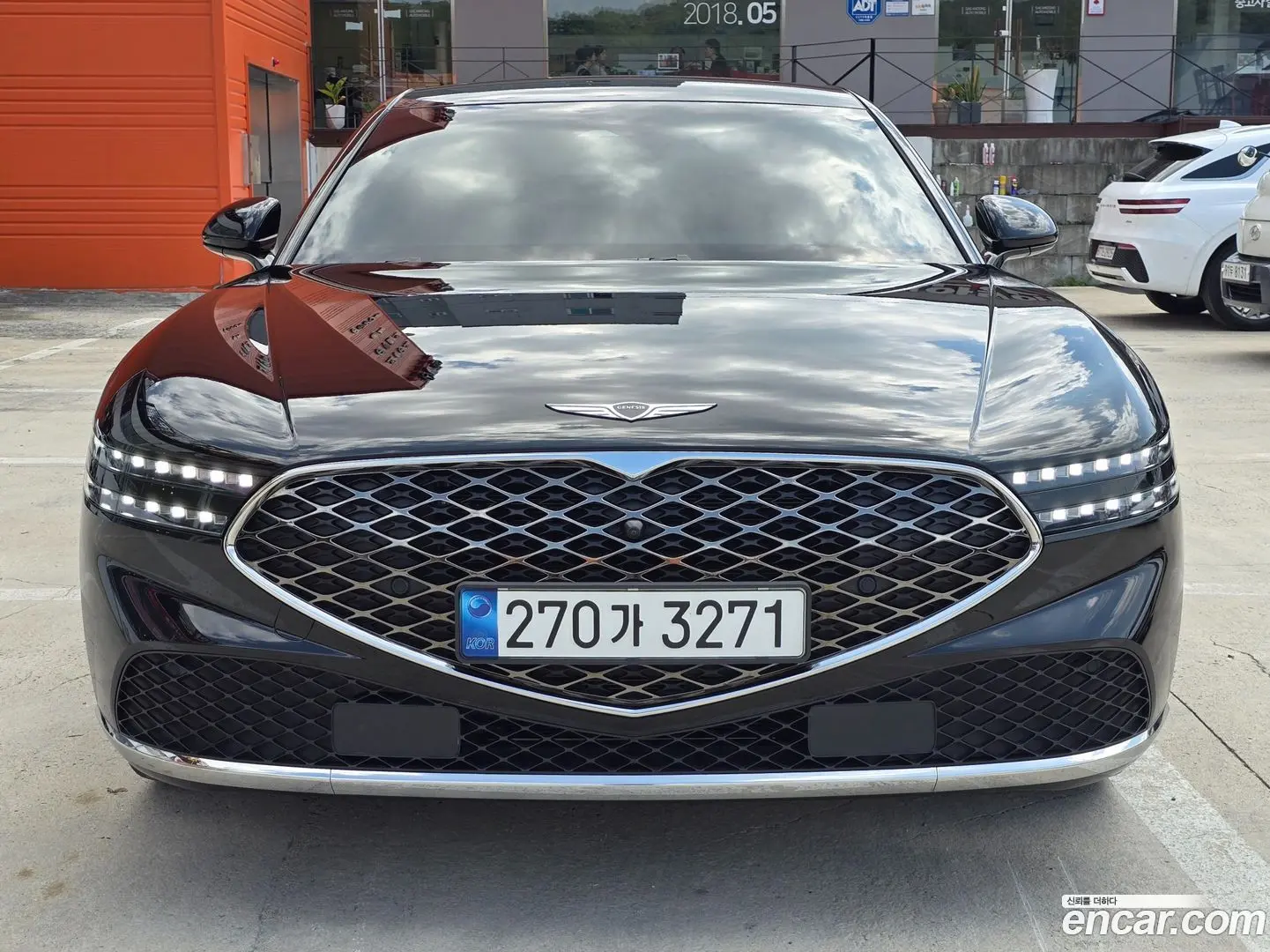 Main__Slider__Photo:G90 Genesis 2023.4-1