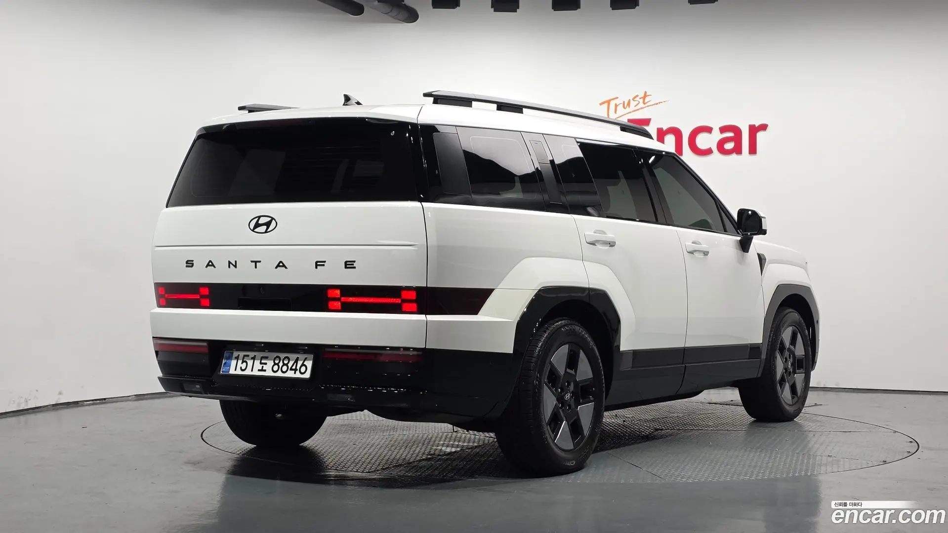 Main__Slider__Photo:Santafe Hyundai 2024.8-1