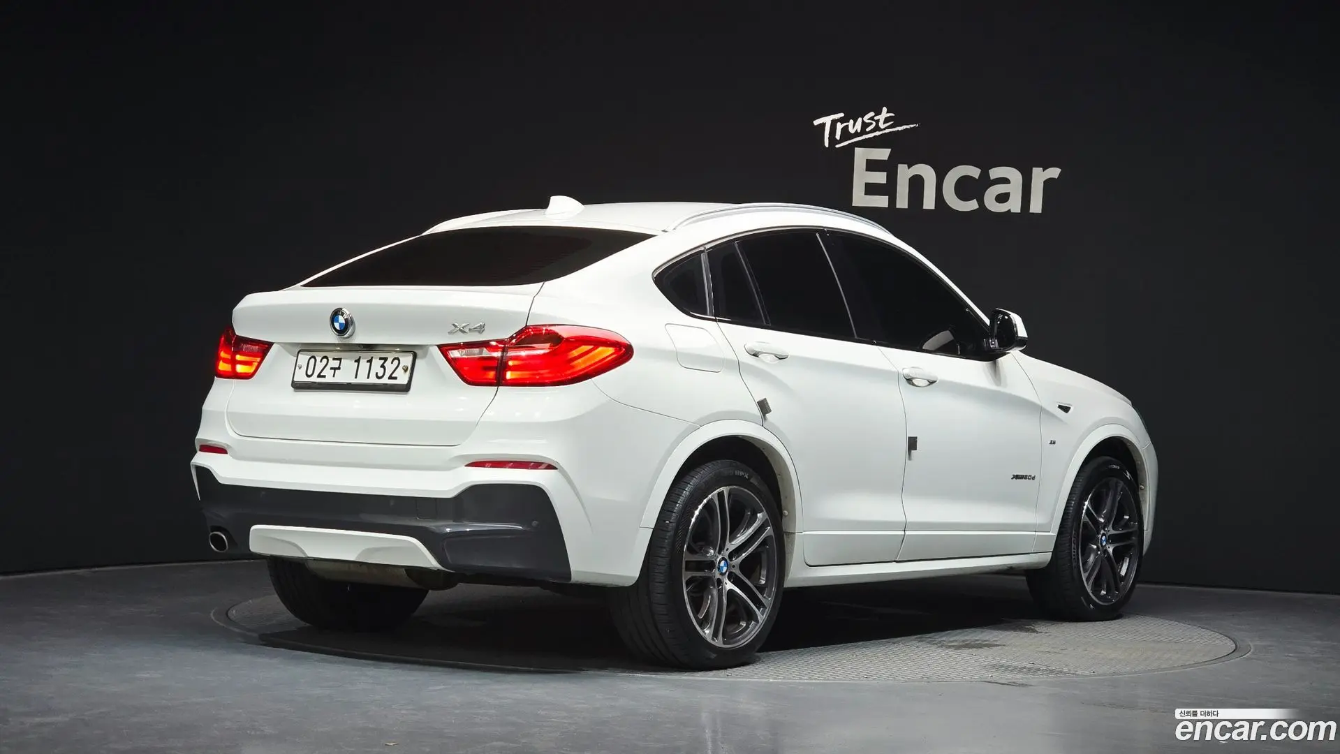 Main__Slider__Photo:X4 BMW 2017.6-1