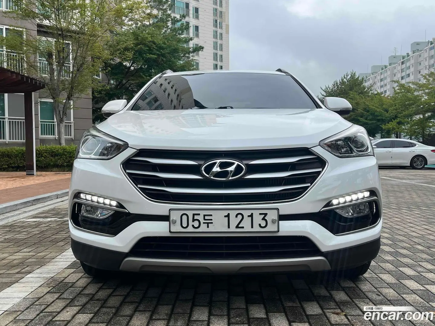 Main__Slider__Photo:Santafe Hyundai 2017.1-1