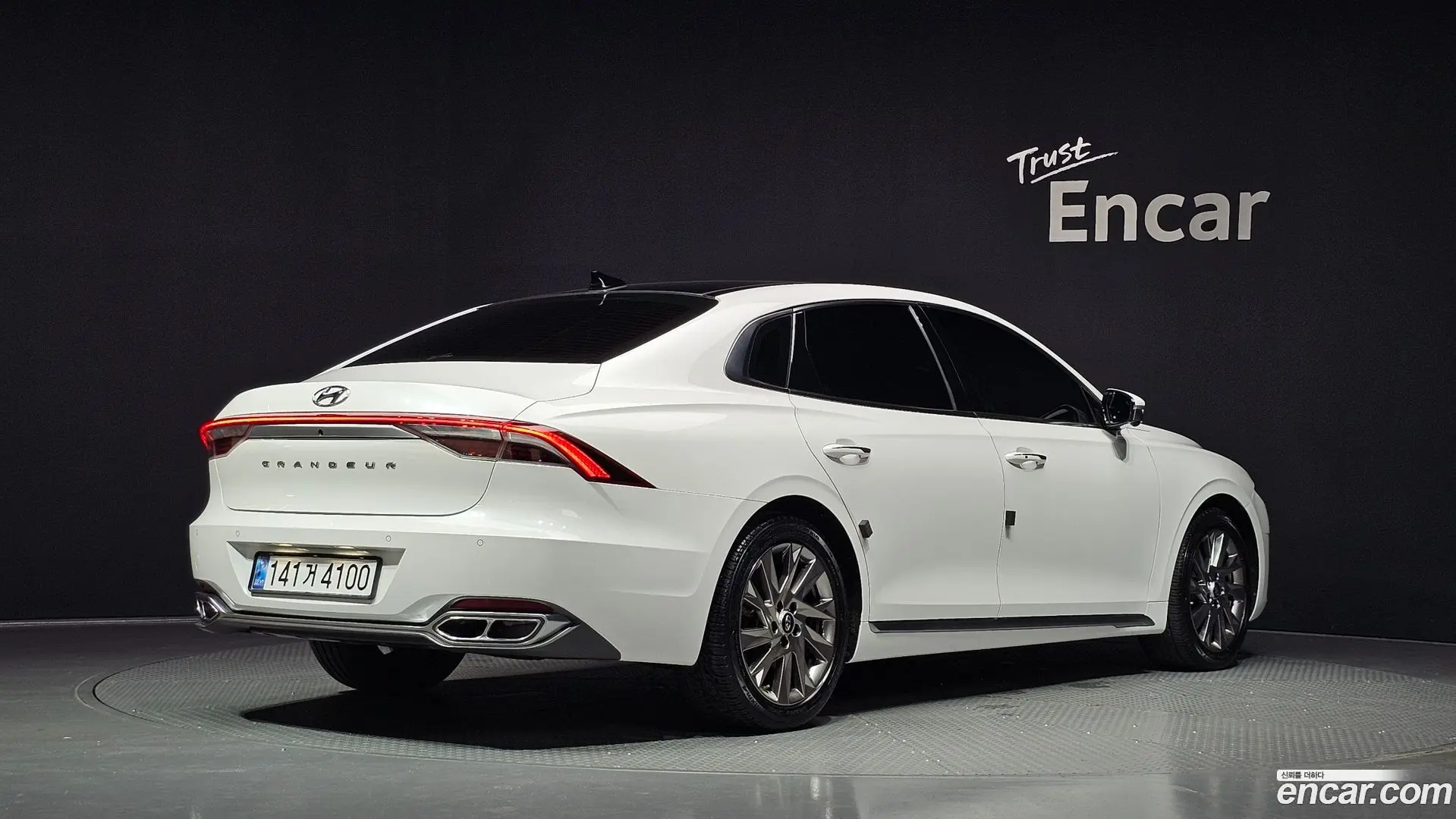Main__Slider__Photo:Grandeur Hyundai 2020.8-1