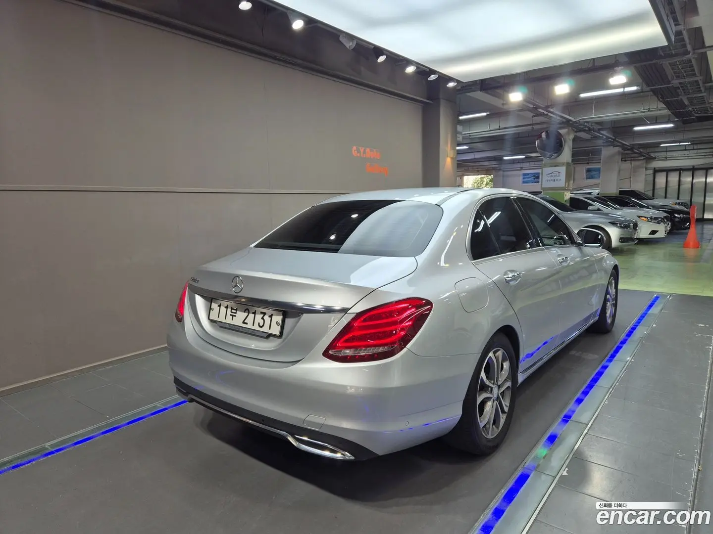 Main__Slider__Photo:C-Class Mercedes-Benz 2015.7-1