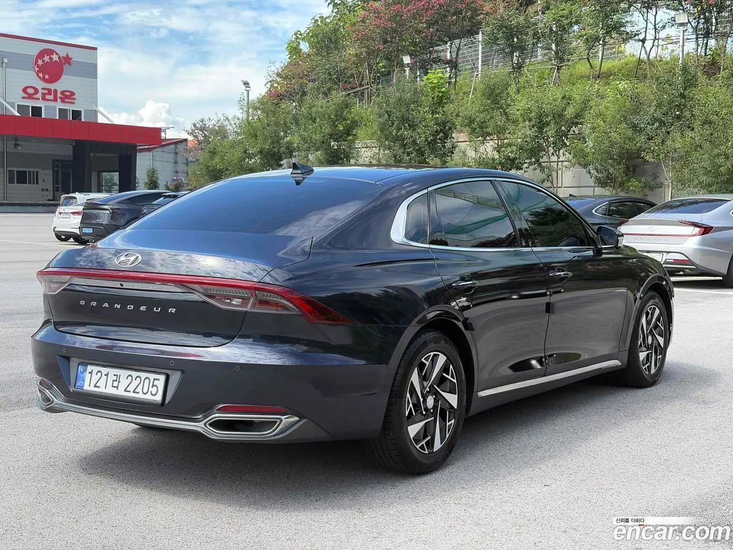 Main__Slider__Photo:Grandeur Hyundai 2021.6-1