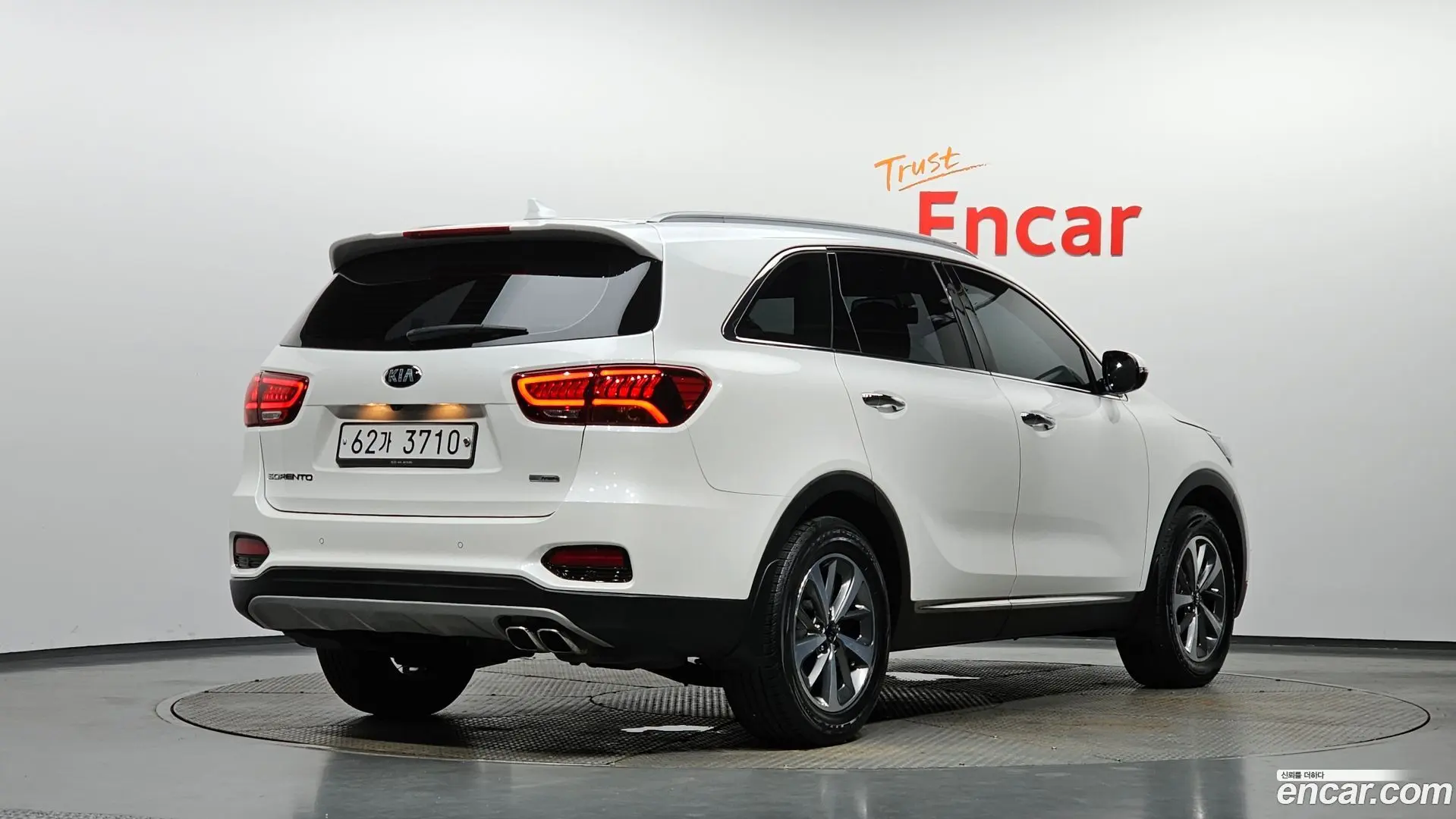 Main__Slider__Photo:Sorento Kia 2018.11-1