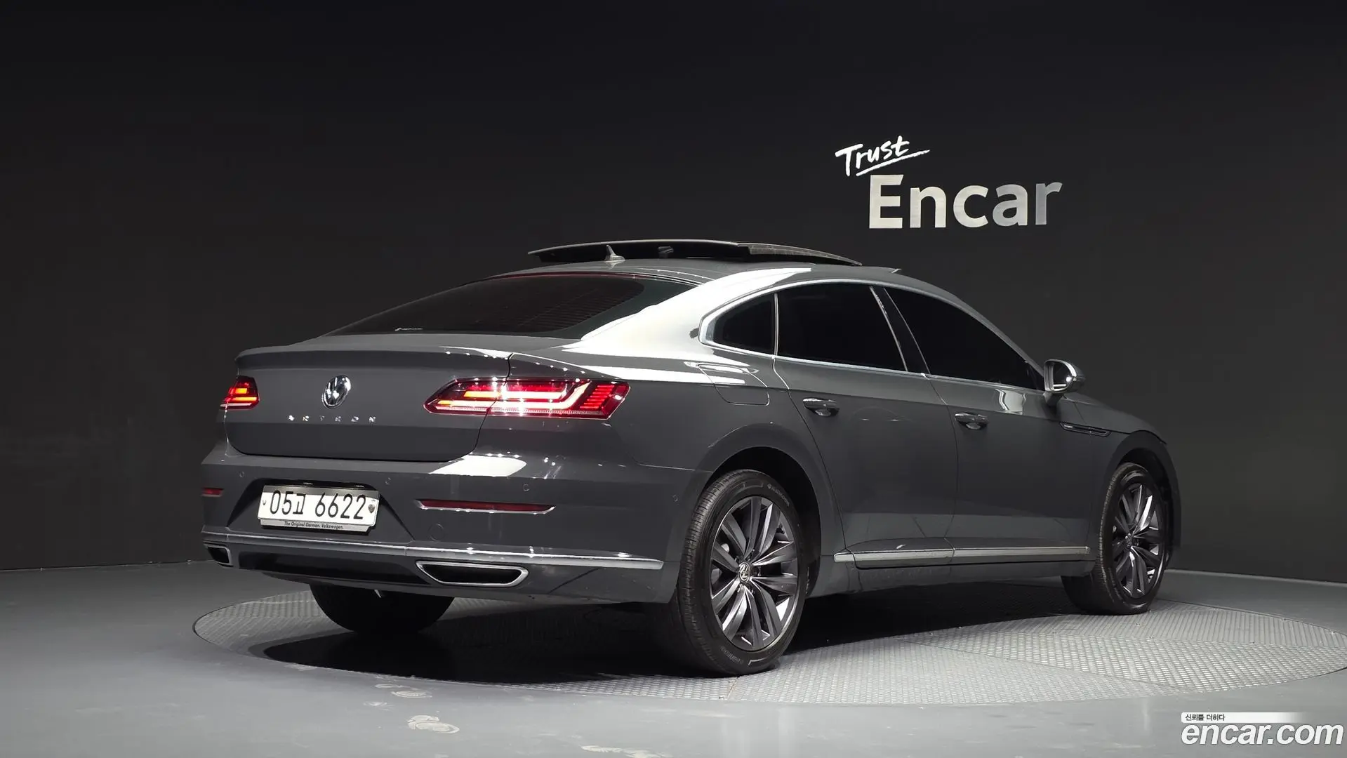 Main__Slider__Photo:Arteon Volkswagen 2018.11-1