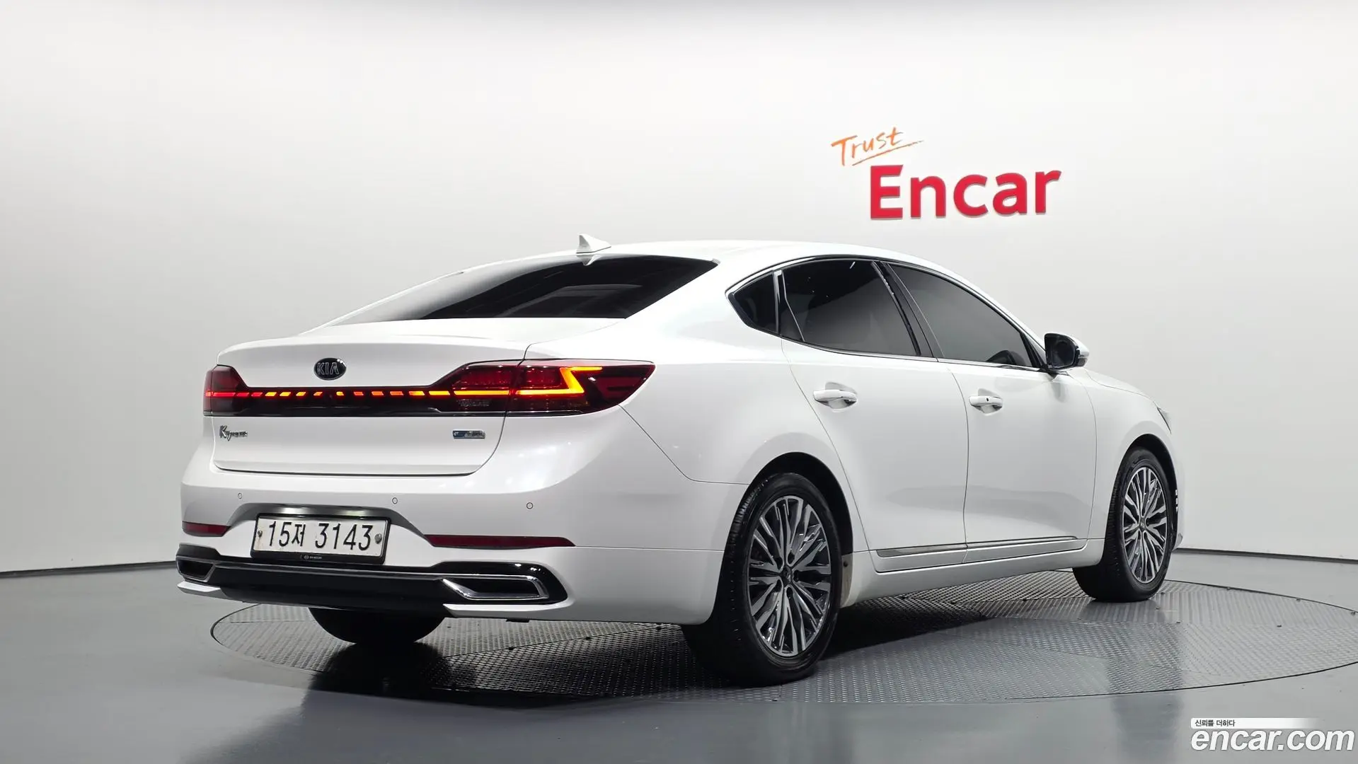 Main__Slider__Photo:K7 Kia 2019.6-1