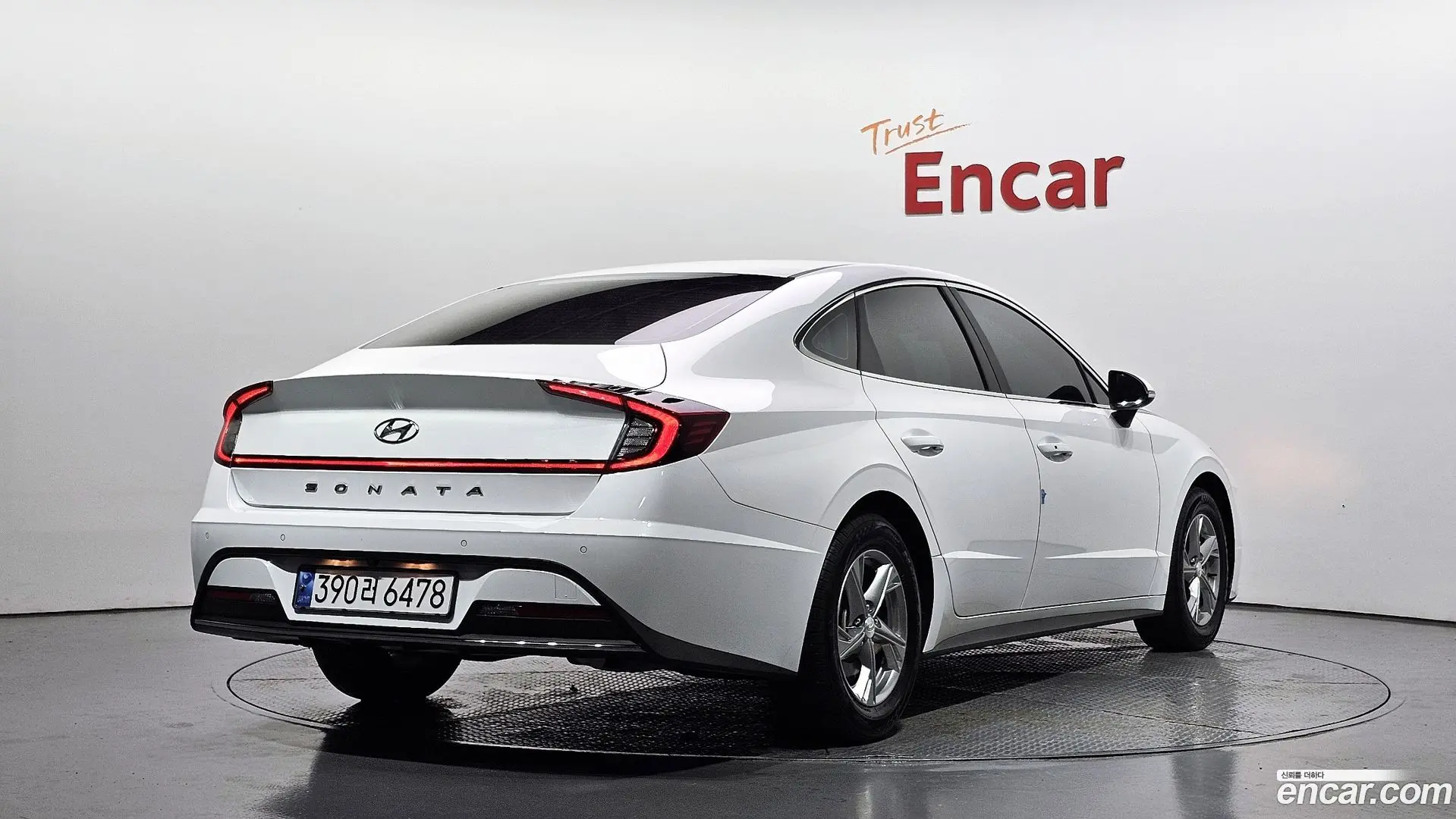 Main__Slider__Photo:Sonata Hyundai 2022.7-1
