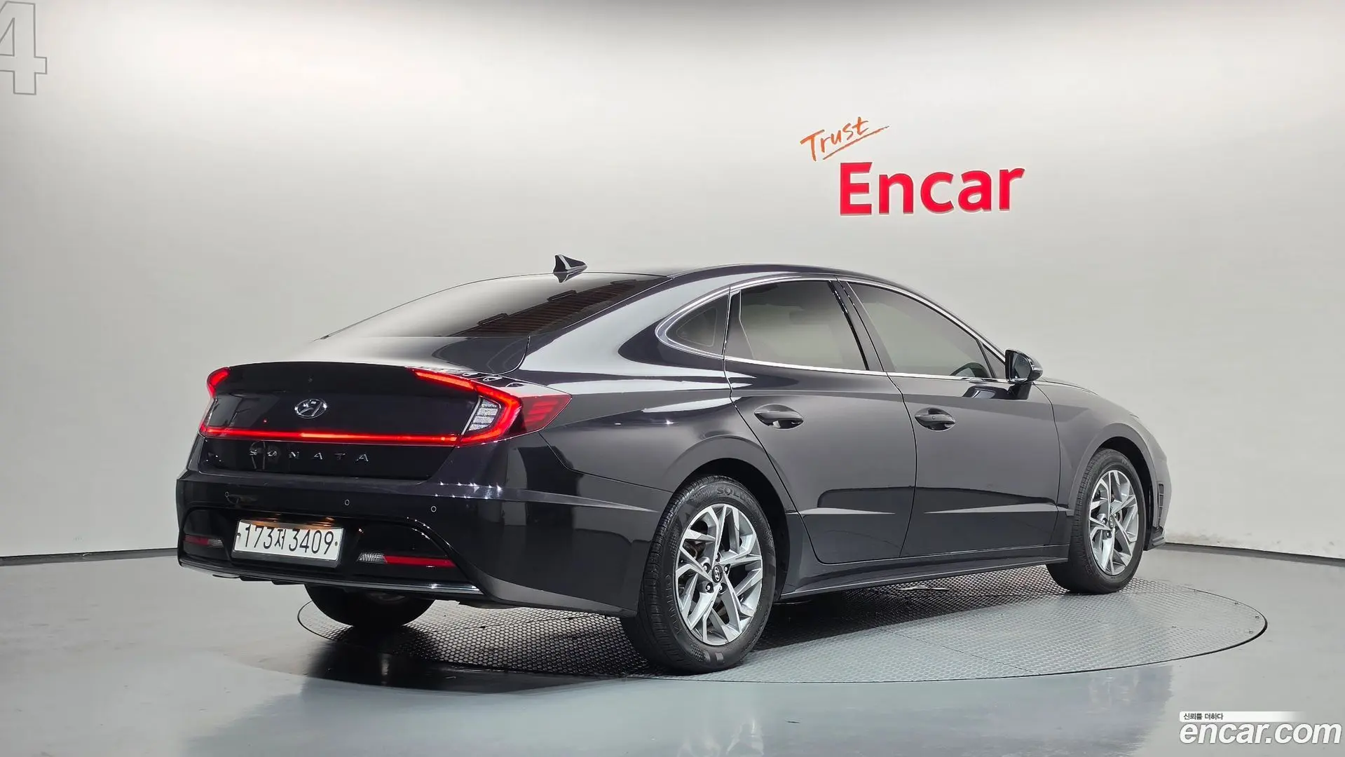 Main__Slider__Photo:Sonata Hyundai 2023.0-1