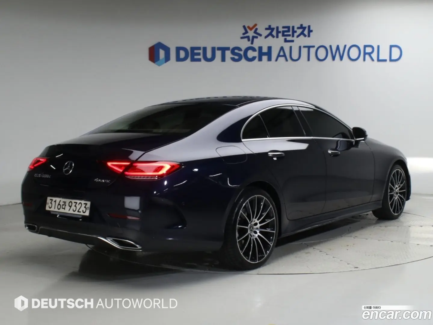 Main__Slider__Photo:CLS-Class Mercedes-Benz 2018.11-1