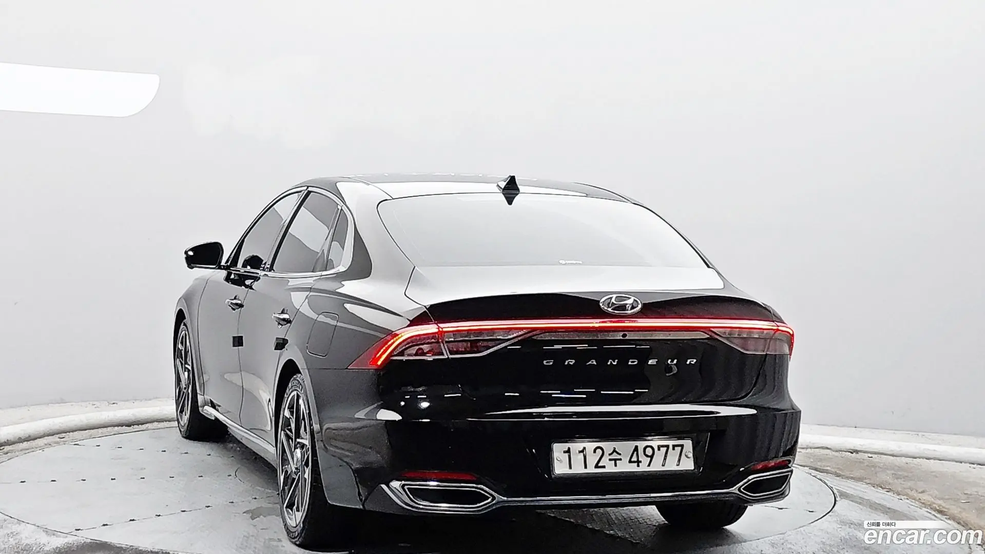 Main__Slider__Photo:Grandeur Hyundai 2020.3-1