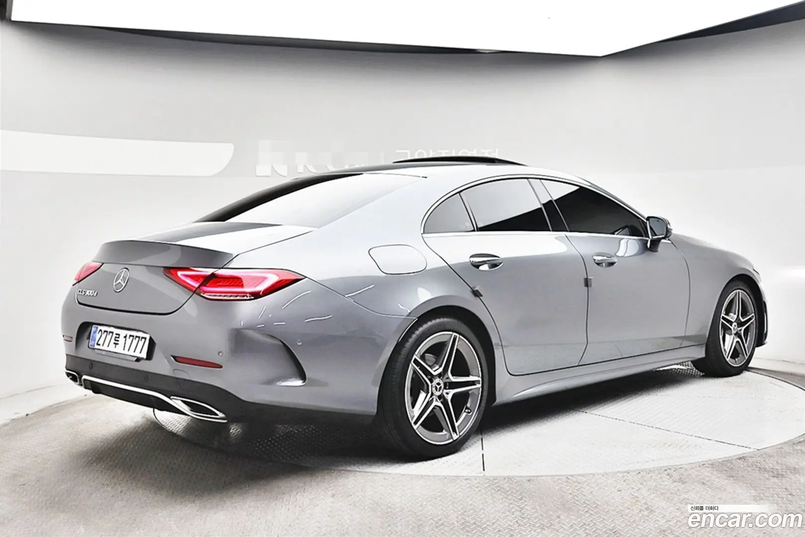 Main__Slider__Photo:CLS-Class Mercedes-Benz 2019.11-1