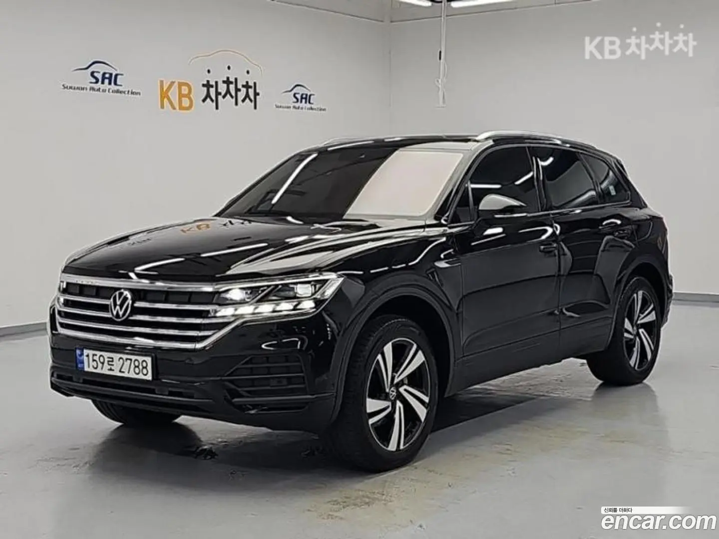 Main__Slider__Photo:Touareg Volkswagen 2023.7-1