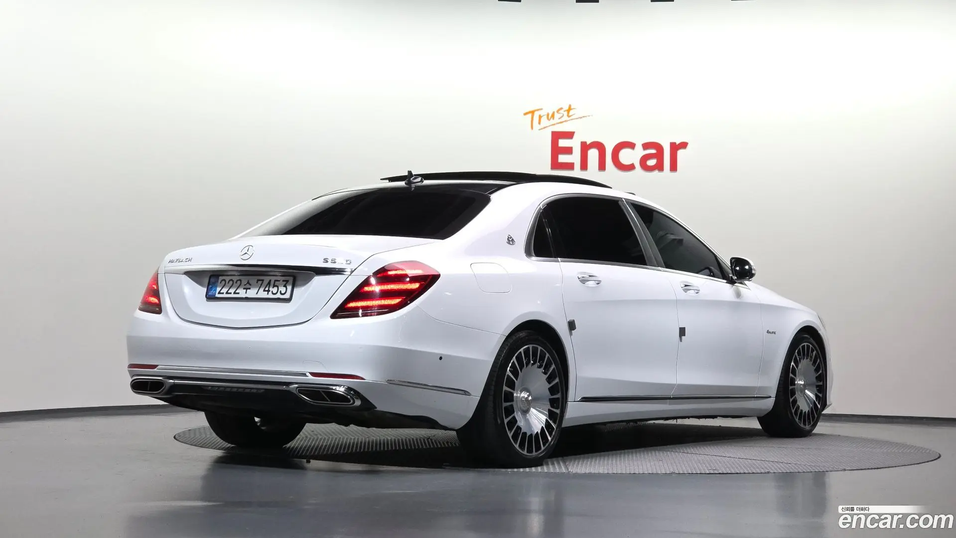 Main__Slider__Photo:S-Class Mercedes-Benz 2018.0-1