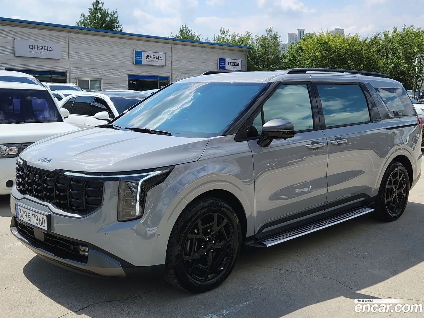 Main__Slider__Photo:Canival Kia 2026.5-1