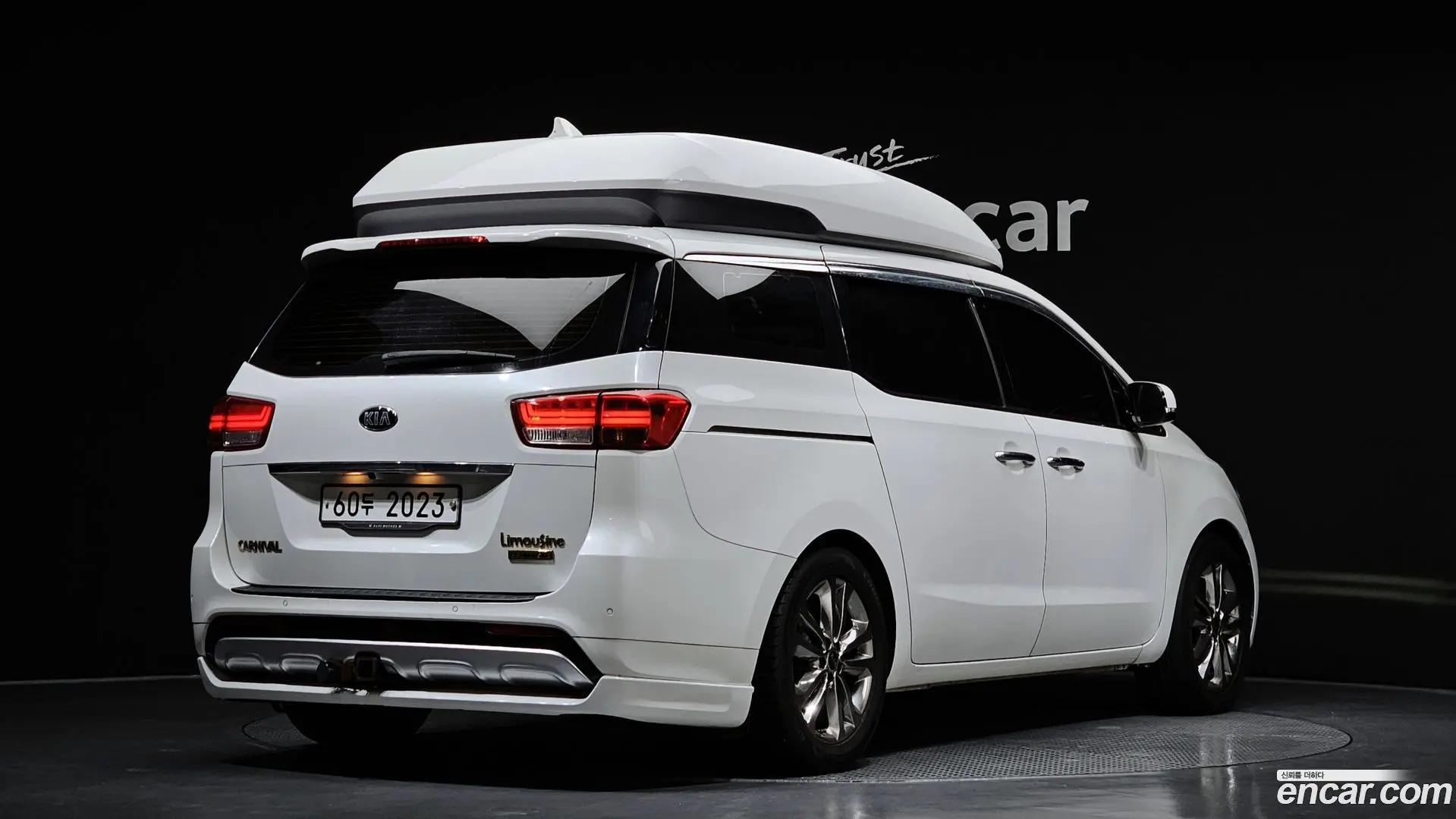 Main__Slider__Photo:Canival Kia 2015.3-1