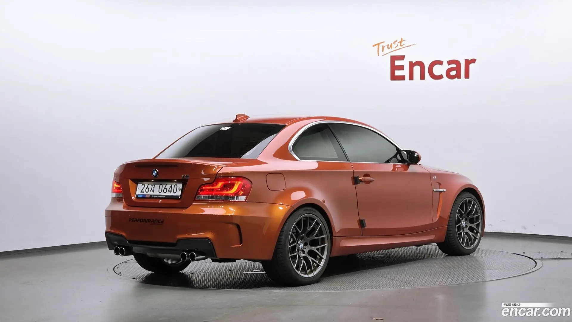 Main__Slider__Photo:1M BMW 2012.3-1